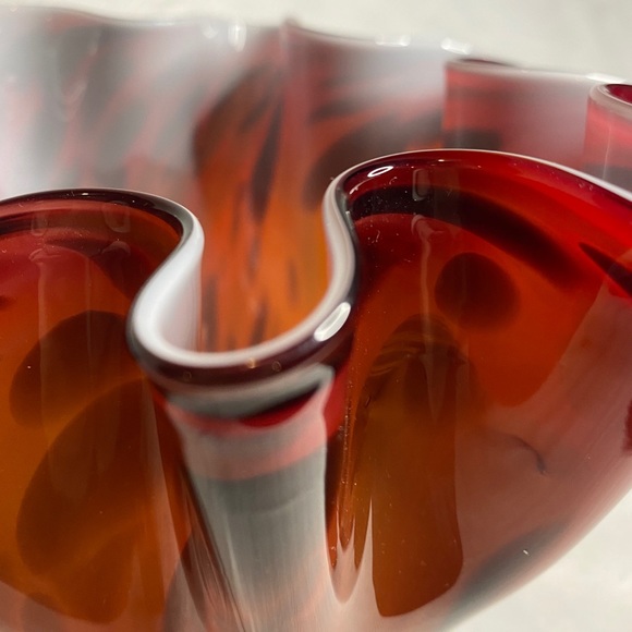 CYS Excel glassware hand blown glass art vase. - Picture 5 of 8